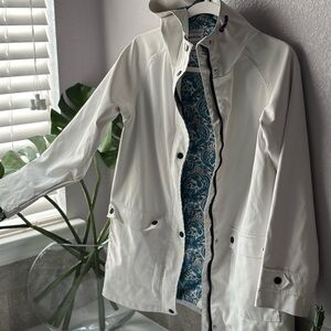 Elegant Cream RAIN Coat with Patterned Lining EUC SZ 13/14 Youth